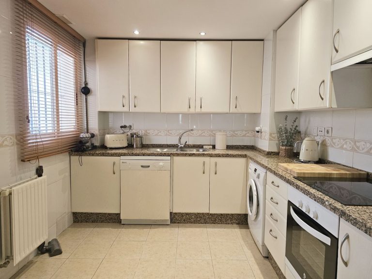 cdce576bb885d37d2feb8c7234aa8918 - 5