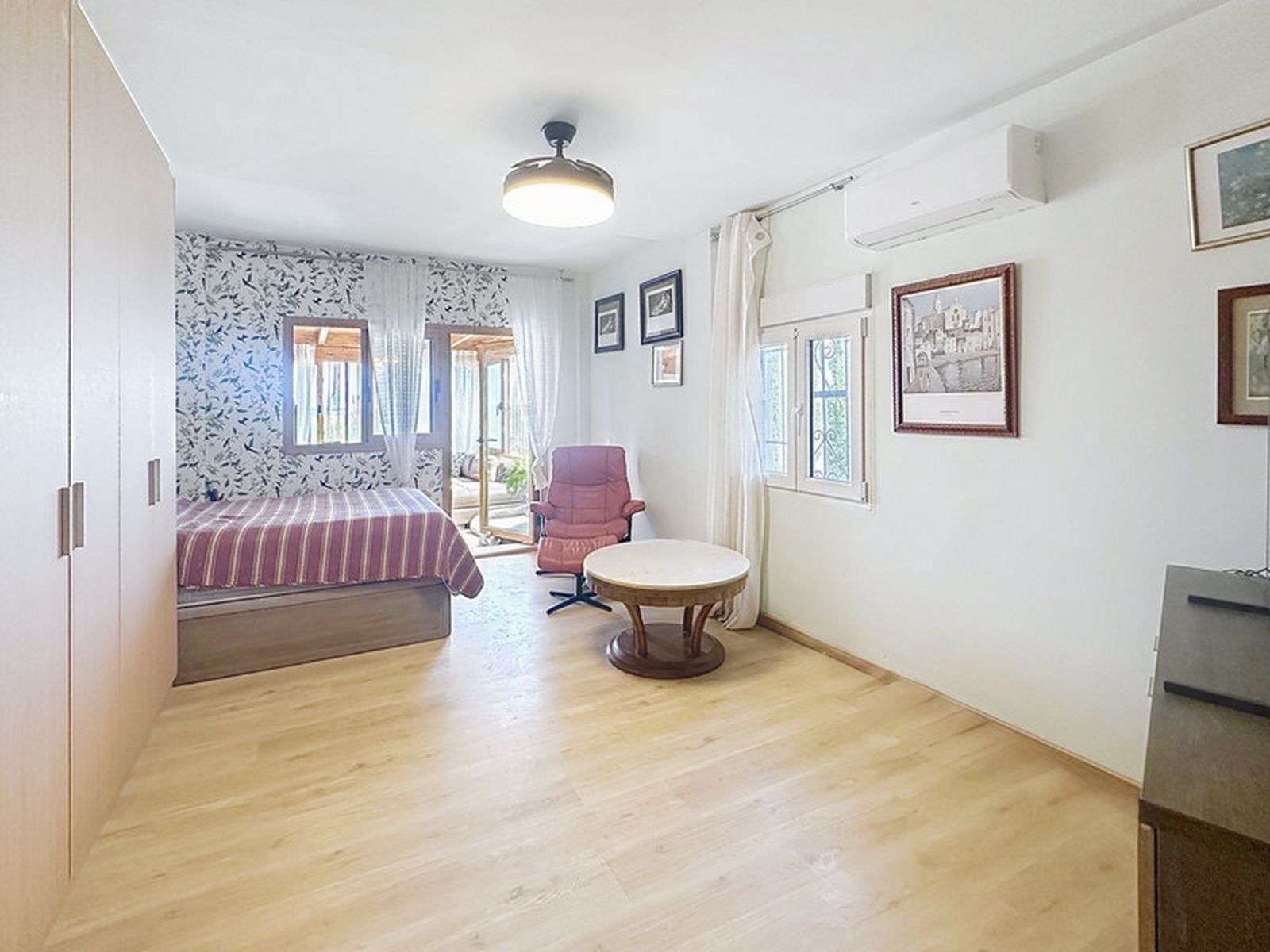 ce171bb0ce5933e6ace1a7859a7699f8 - 10