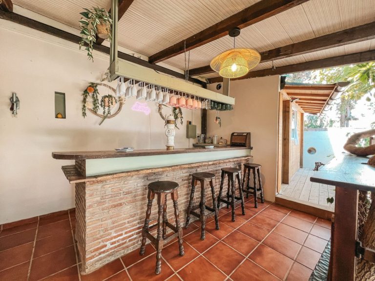 ce42604de4ecc93d0ecf72f49a0890fa - 16