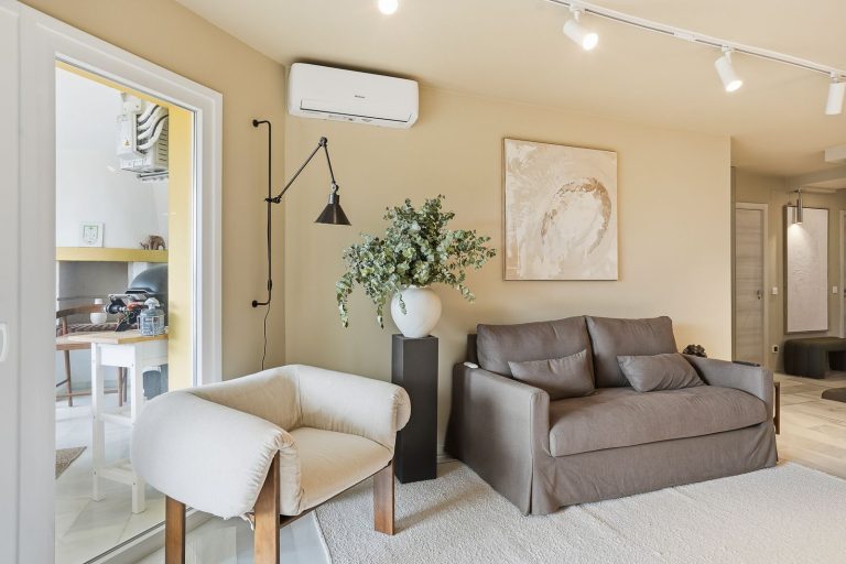 cf4edf9ebeb52fe6a05f4c69cc6189b6 - 12