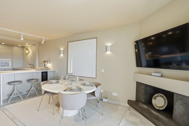 cf4edf9ebeb52fe6a05f4c69cc6189b6 - 8