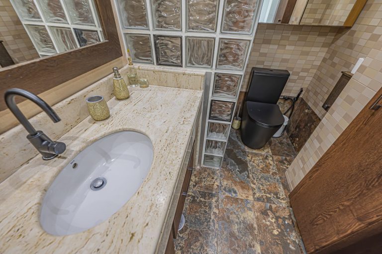 cf8c349a3b37a512dc734be6b2a9f51d - 9