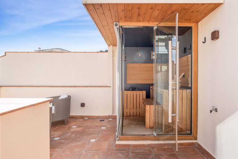 d02f1b320df7684e62c9cef06cba1790 - 6