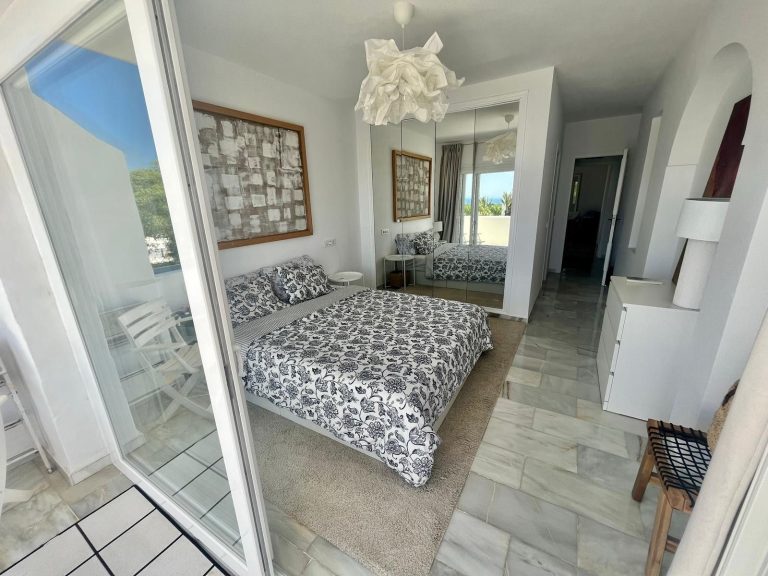 d07aef29450a794c2aa2aa9d708616aa - 15