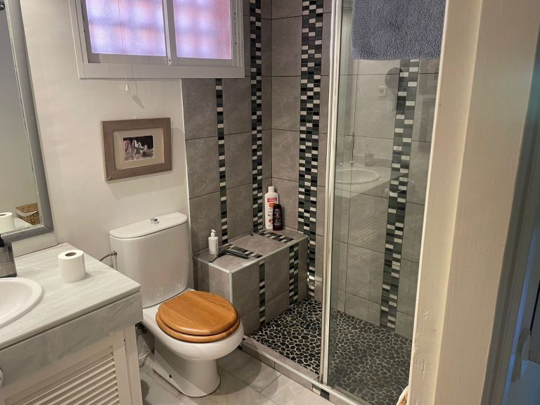 d093986653b9674f2827a040550a0901 - 10