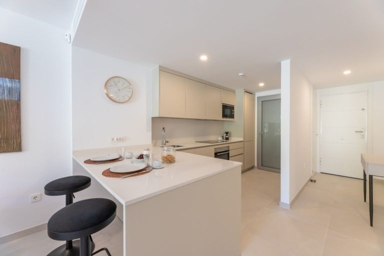 d0c9cb8ce2720d19394dffd568acca46 - 5