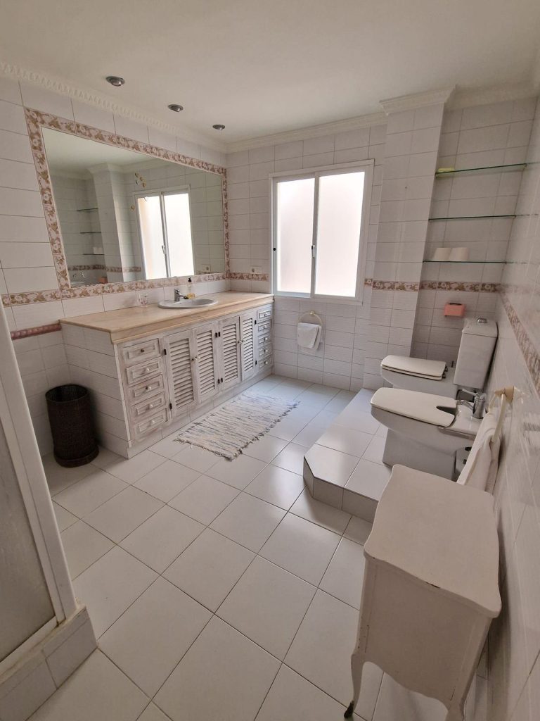 d0fd485de762f9dc367e21088b3e1dc3 - 15