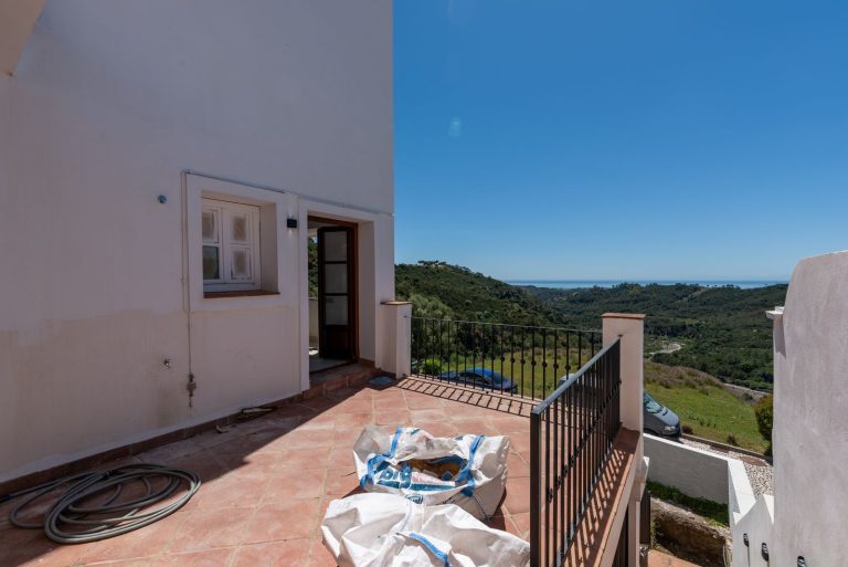 d11066232fa563a330b200b0589f3573 - 11