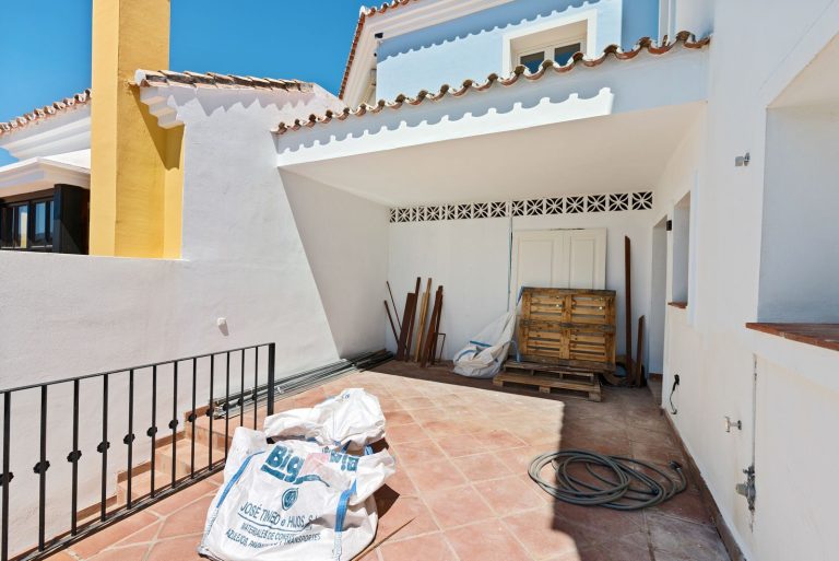 d11066232fa563a330b200b0589f3573 - 13