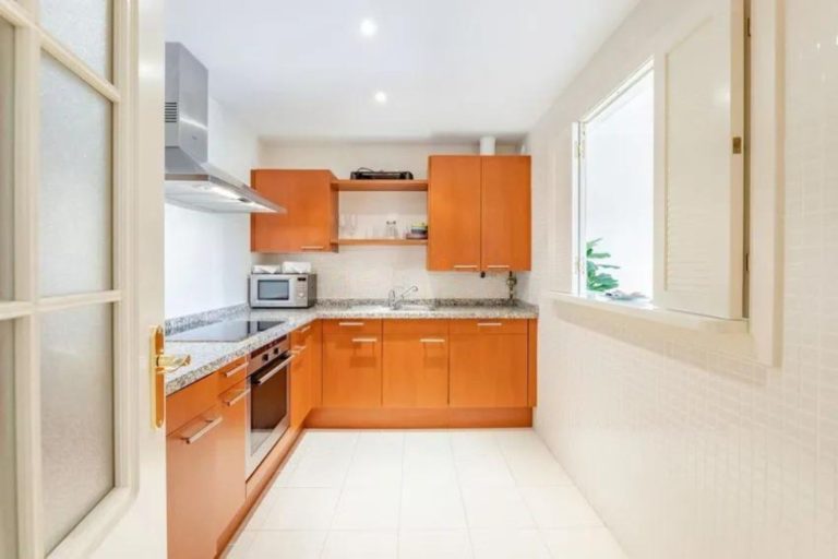 d158af37124581f82c3fef57b0e0e05b - 6