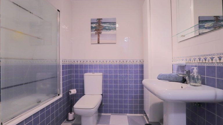 d2020d9ba2c8d70294340a748a7869bc - 11