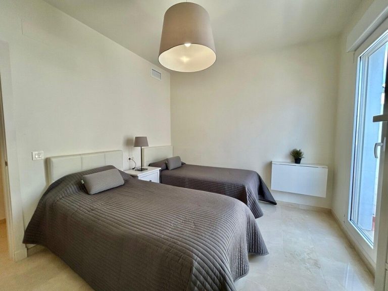 d2c6502efb215eae267271b351a2a3b8 - 12