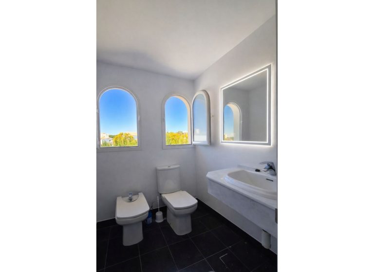 d36d32289d4c2cc278a48986a1db18c5 - 14