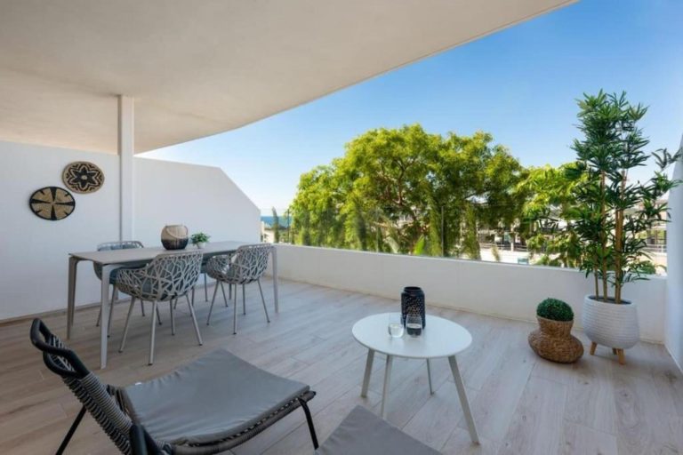 d3745aa9a5a31baf858965f20832de4e - 4