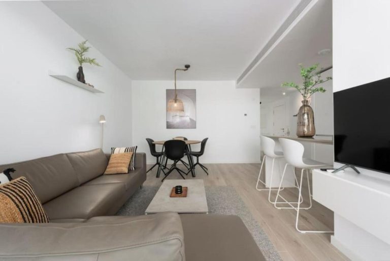 d3745aa9a5a31baf858965f20832de4e - 7