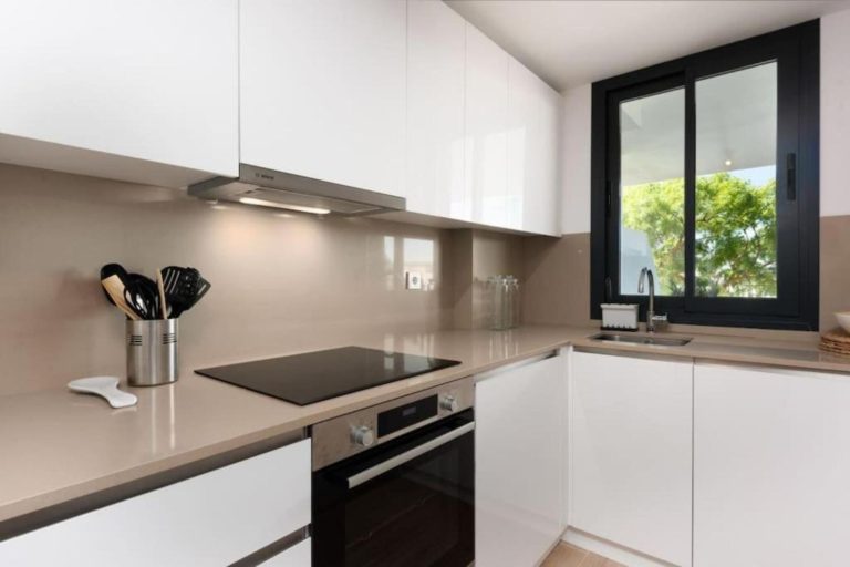 d3745aa9a5a31baf858965f20832de4e - 8