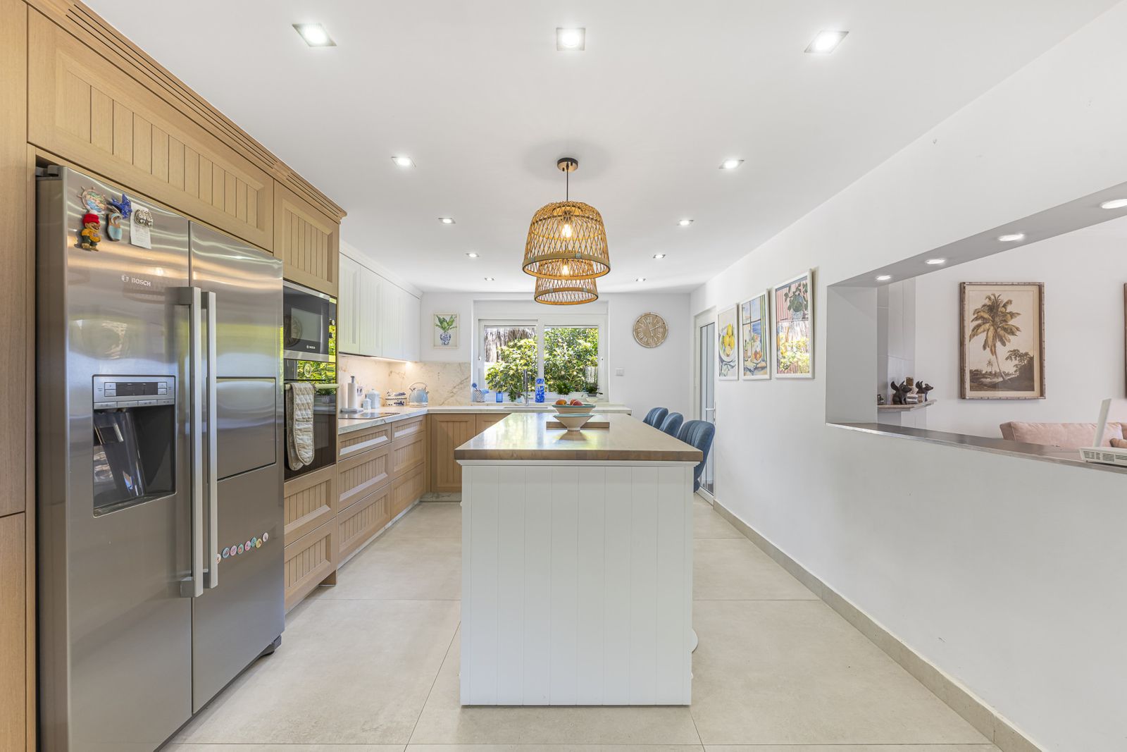 d3a7f37f0ed93eb1b71432e4bd46aaf3 - 12