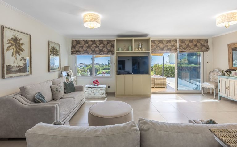 d3a7f37f0ed93eb1b71432e4bd46aaf3 - 13