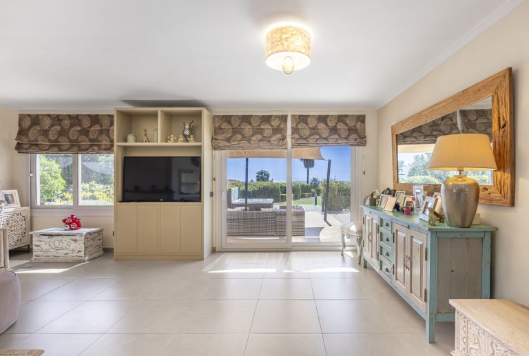 d3a7f37f0ed93eb1b71432e4bd46aaf3 - 16