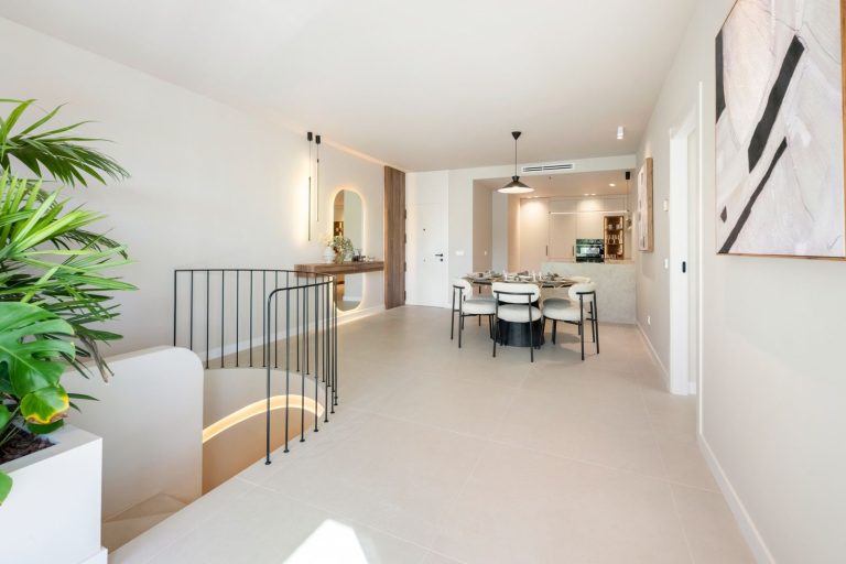 d4e2cf7123b5fbcbc9823fc0fae1a8fd - 7