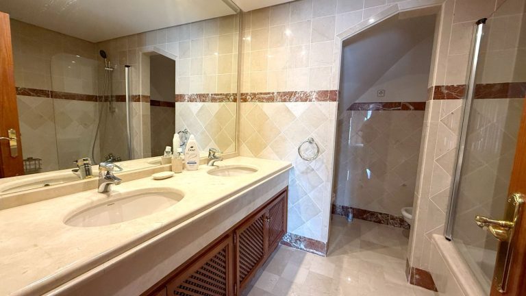 d5417ab4d400a0ce7262021fc870559d - 13