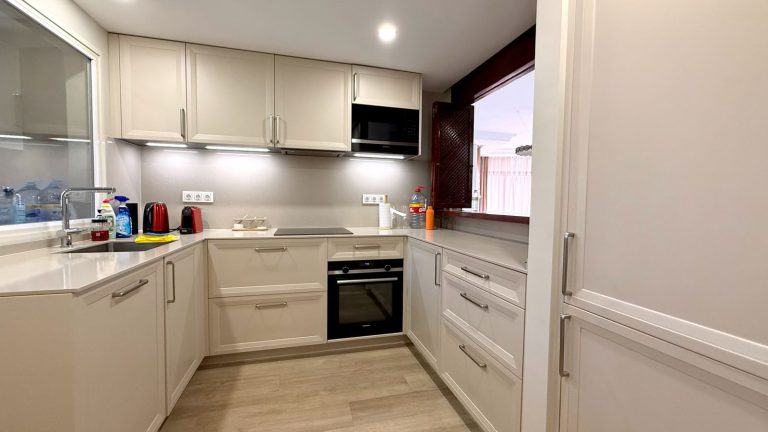 d5417ab4d400a0ce7262021fc870559d - 6