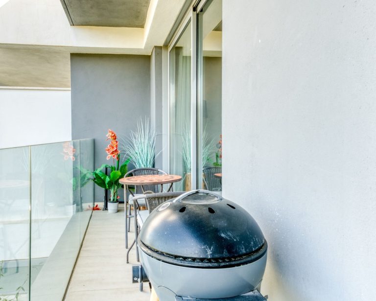 d5bf09aa4880f760c290ebe0f59603db - 12