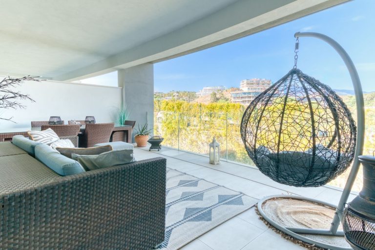 d5bf09aa4880f760c290ebe0f59603db - 13