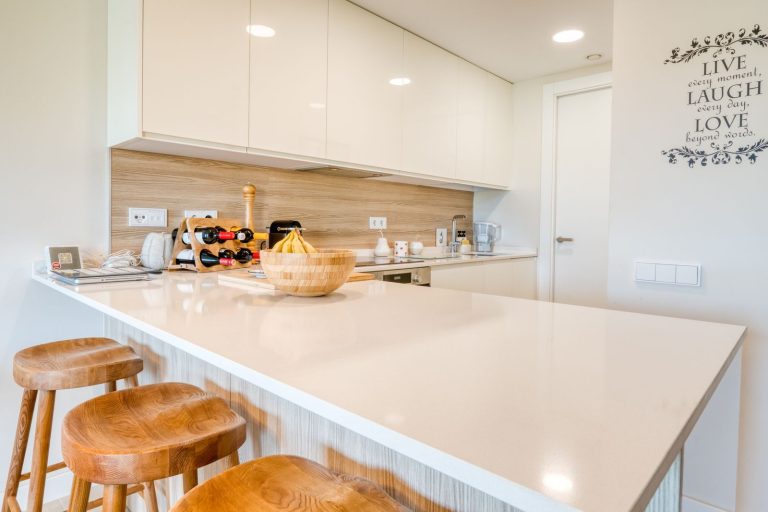 d5bf09aa4880f760c290ebe0f59603db - 5