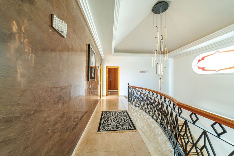 d8678c607a0e21b2de903c7455fa196b - 11