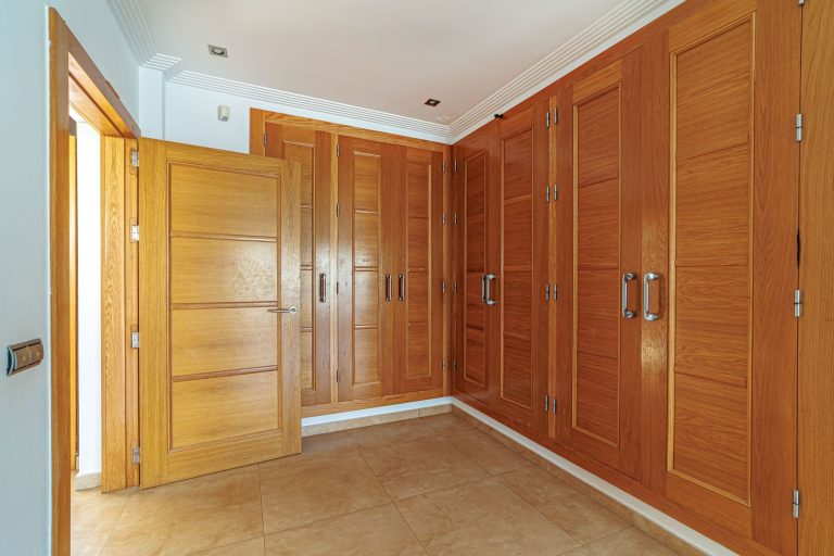 d8678c607a0e21b2de903c7455fa196b - 16