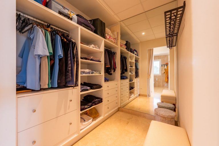 d9593c33a53a8372e788b5d884600fab - 16