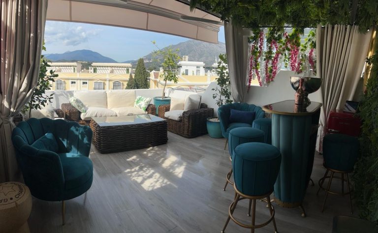 d97721070b6df0ca0f41913fa5e2dd2d - 15