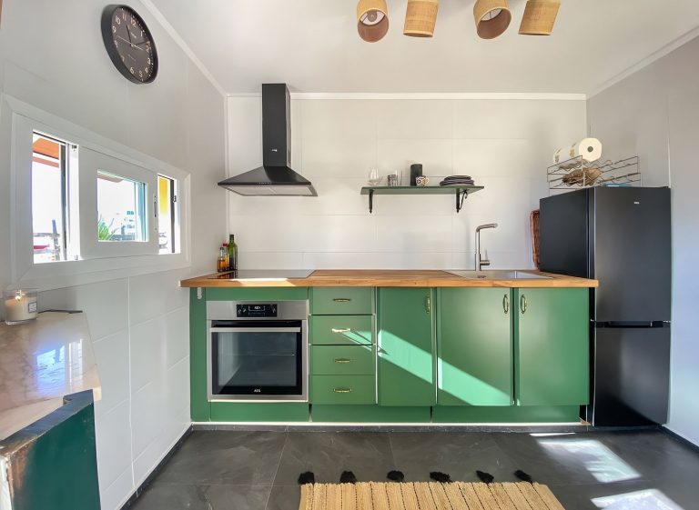 d9b134efd4e5c79d204300a8bc15b7b8 - 3