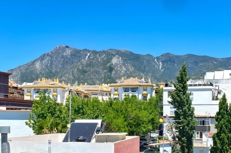 d9b134efd4e5c79d204300a8bc15b7b8 - 5