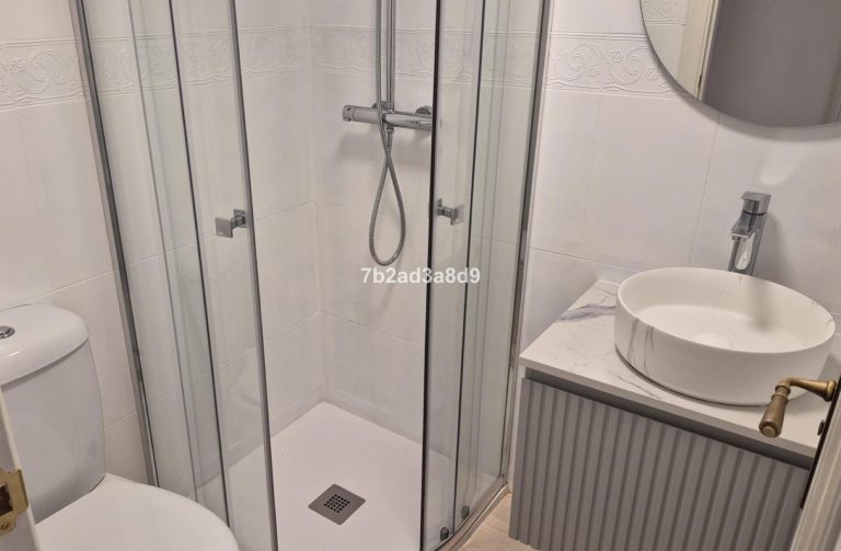 d9bd4c898fdb0f1ff89018fd62b1826f - 11