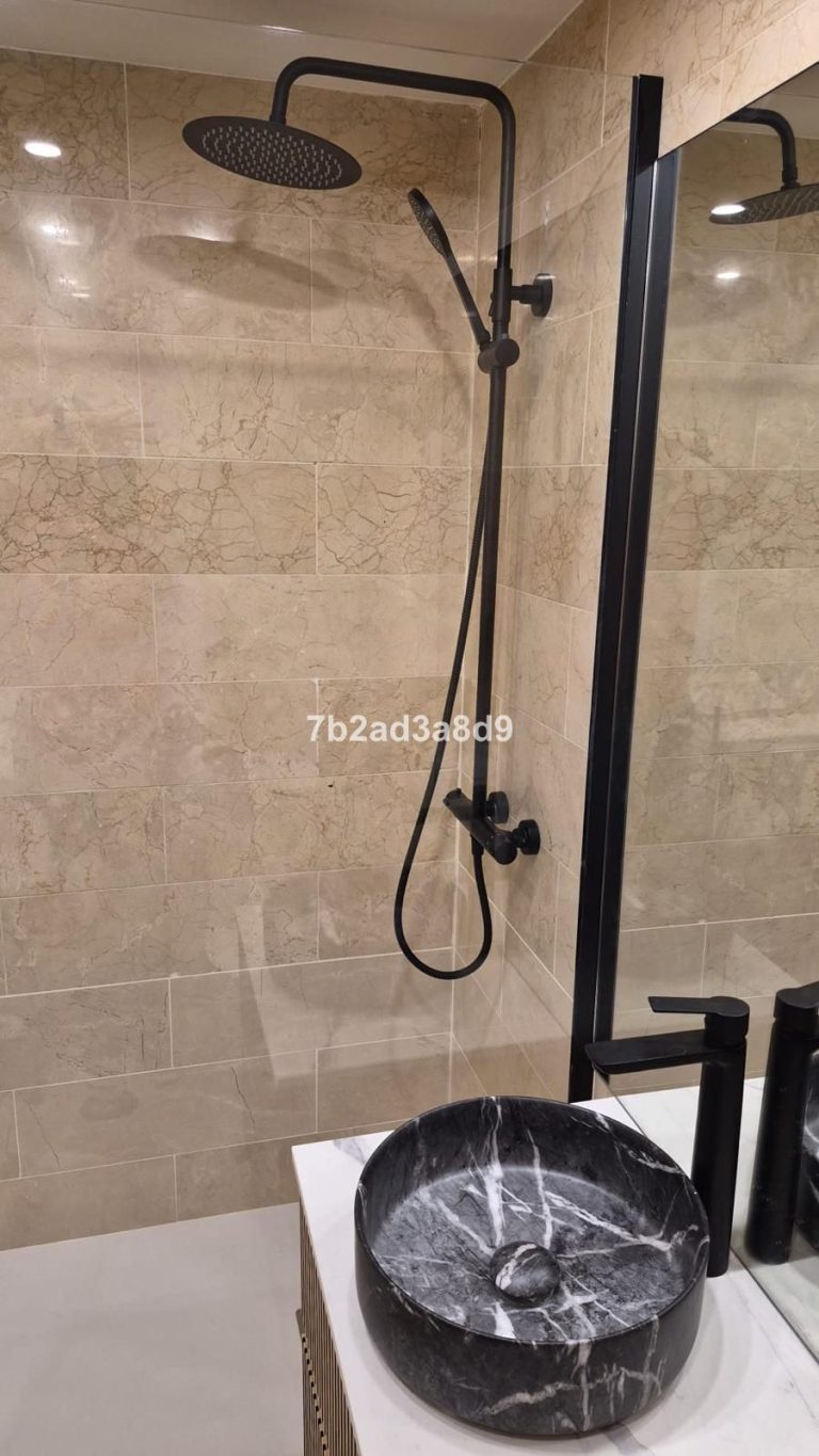 d9bd4c898fdb0f1ff89018fd62b1826f - 12