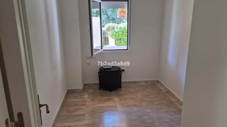 d9bd4c898fdb0f1ff89018fd62b1826f - 14