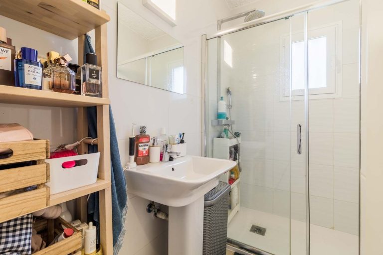 da9bb570934d57327e420e9dc4666a06 - 13