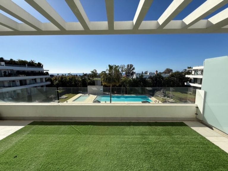 db9942cc5d636d83d8b50859f1d0aa0e - 1