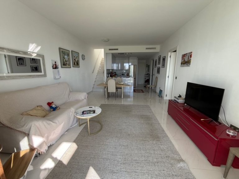 db9942cc5d636d83d8b50859f1d0aa0e - 8