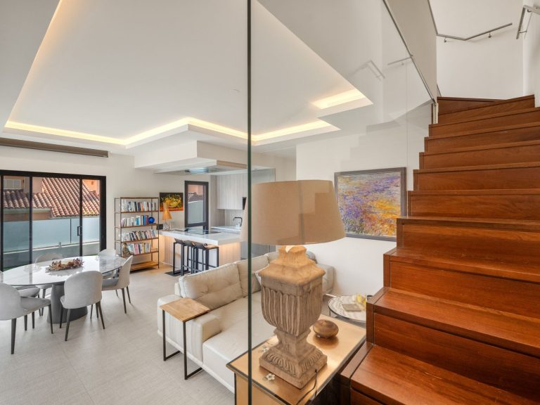 dc759c4d532981eef2e768181662d67e - 11