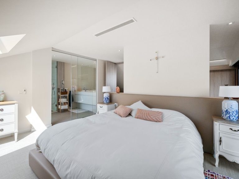 dc759c4d532981eef2e768181662d67e - 12