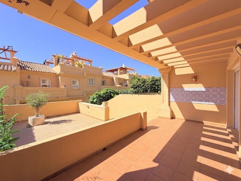 dc817c6bfd10fbc14181b4b1ebebe592 - 7