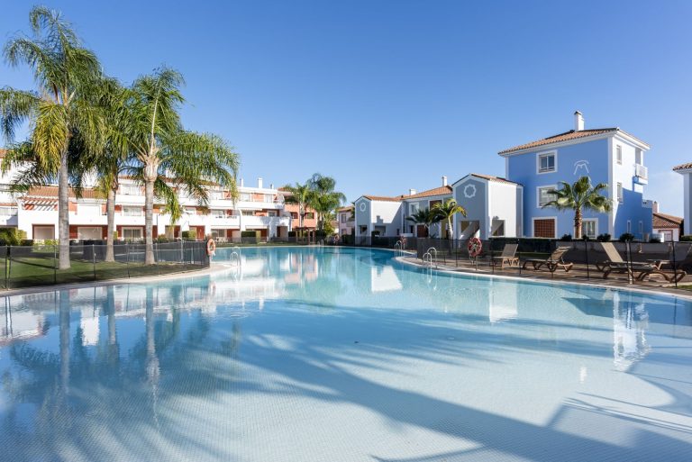 dcc3a74aa3b171abebe22d0f31aff213 - 1