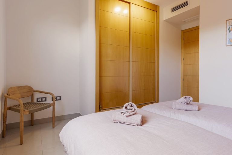 dcc3a74aa3b171abebe22d0f31aff213 - 13