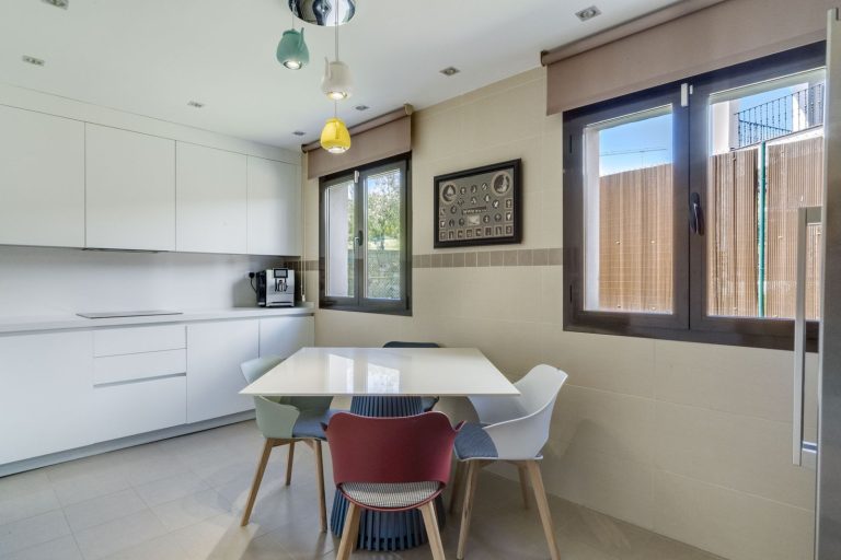 dceaf623732d02b6479ccb283250eff1 - 7