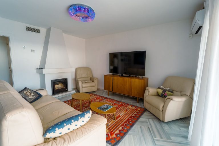 dcffb342f9cd3773e5008a26d3d6f543 - 6