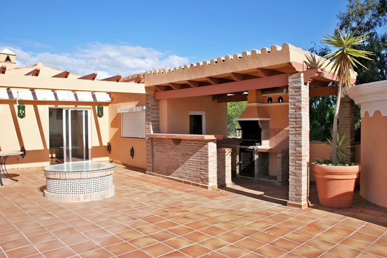 de80c5e9c8eb89f24473f4f6c9349fe7 - 8