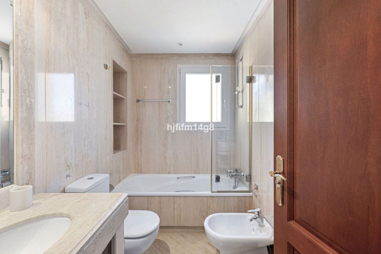 df32310692e2d1caca44d4aa235c7794 - 15